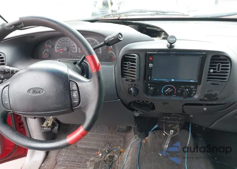 2001 Ford F-150 King Ranch Edition/Lariat/Xlt z USA, uszkodzony, nr VIN 1FTRW08L51KD54767